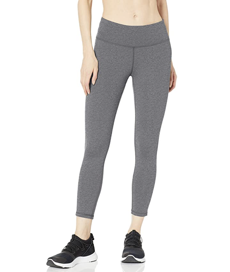 Amazon Essentials Women's Studio Sculpt Mid-Rise 7/8 Length Yoga Legging (Photo: Amazon)