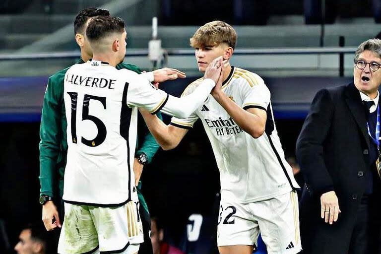 Nico Paz ingresó por Federico Valverde en el 3-0 ante Braga, su debut oficial en Real Madrid, el 8 de noviembre pasado, también en el estadio Bernabéu