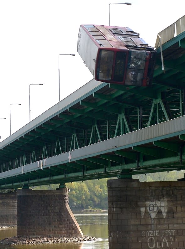 bus-flies-off-bridge-into-river-poland