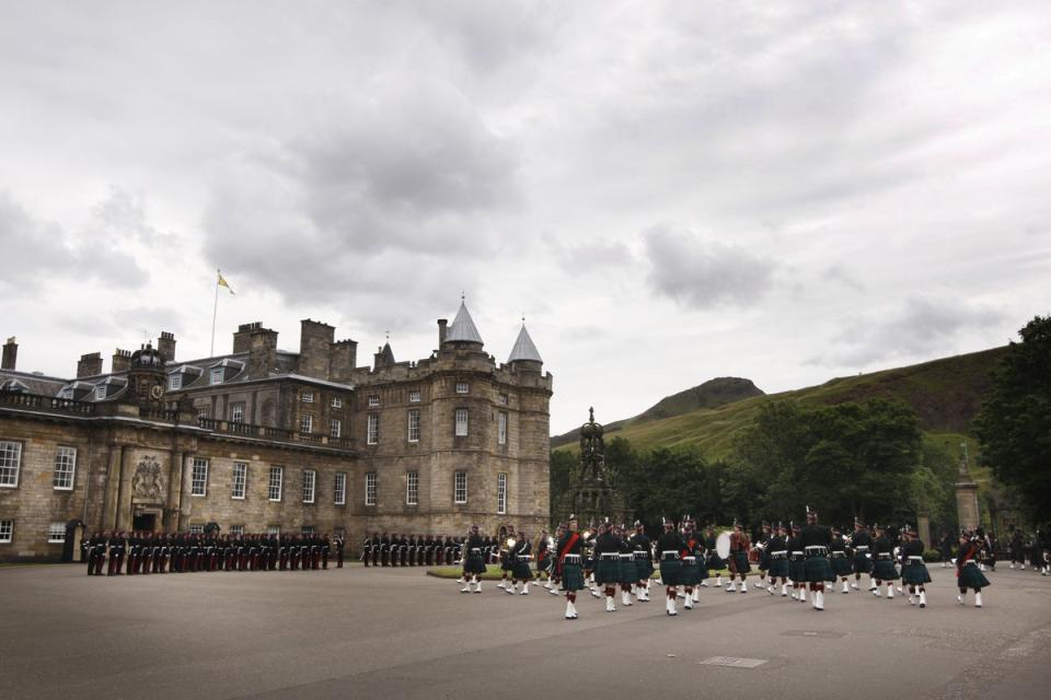 Queen Elizabeth II at the Ceremony Of The Key At Holyrood Palace (Getty Images)