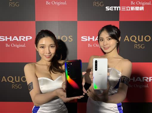 台灣夏普在台正式推出5G手機AQUOS R5G。（圖／記者谷庭攝）