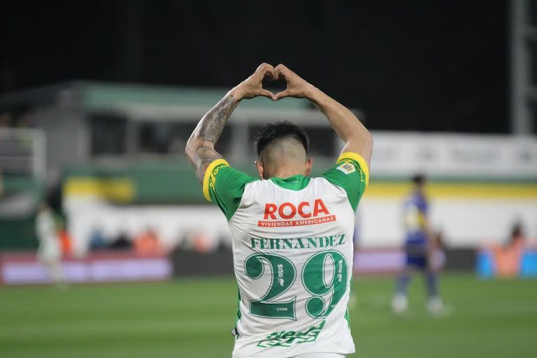 Nicolás Uvita Fernández, todo corazón: goleador y referente de Defensa y Justicia