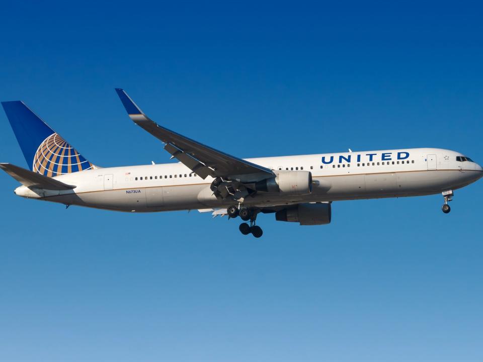 United Airlines Boeing 767-300ER