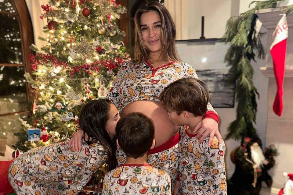 <p>Jessie James Decker/Instagram</p> Jessie James Decker and her three kids on Christmas