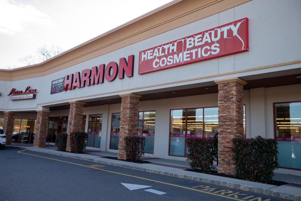 Exterior of Harmon on Route 9 in Towne Pointe Center in Manalapan, NJ Monday, January 30, 2023. Bed Bath & Beyond is closing all of its Harmon stores as it tries to avoid bankruptcy.