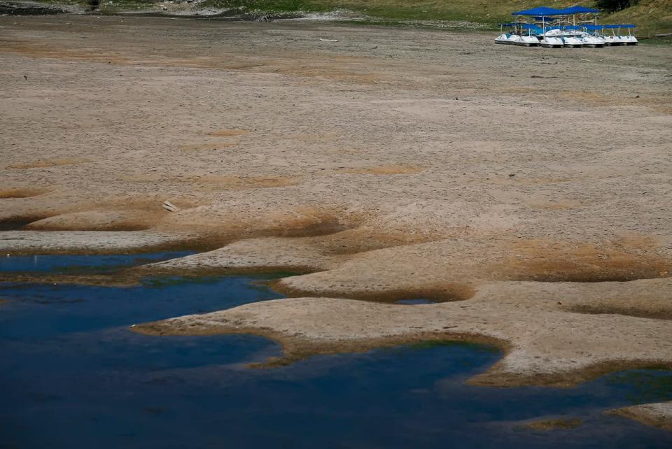 La imagen del lago sin agua es desoladora