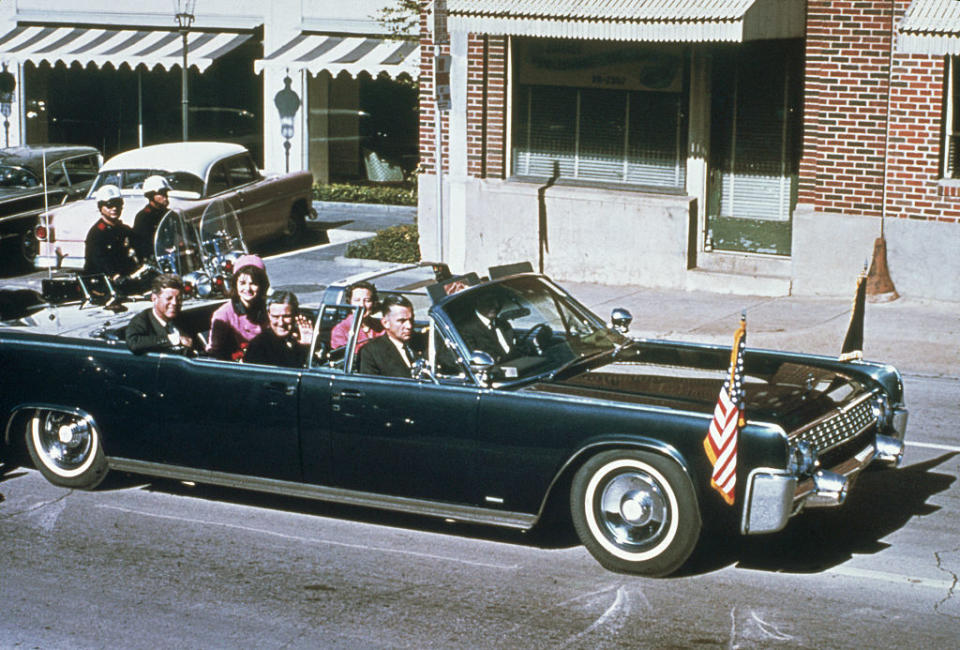 The President and First Lady in the car