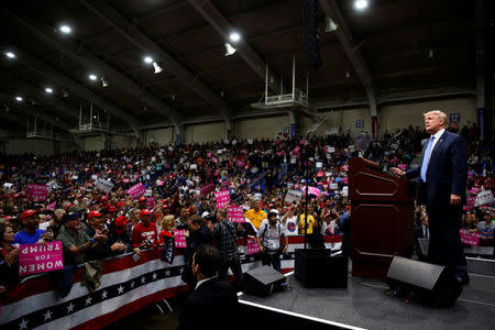 Republican U.S. presidential nominee Donald Trump holds a campaign rally in Johnstown, Pennsylvania, U.S. October 21, 2016. REUTERS/Jonathan Ernst