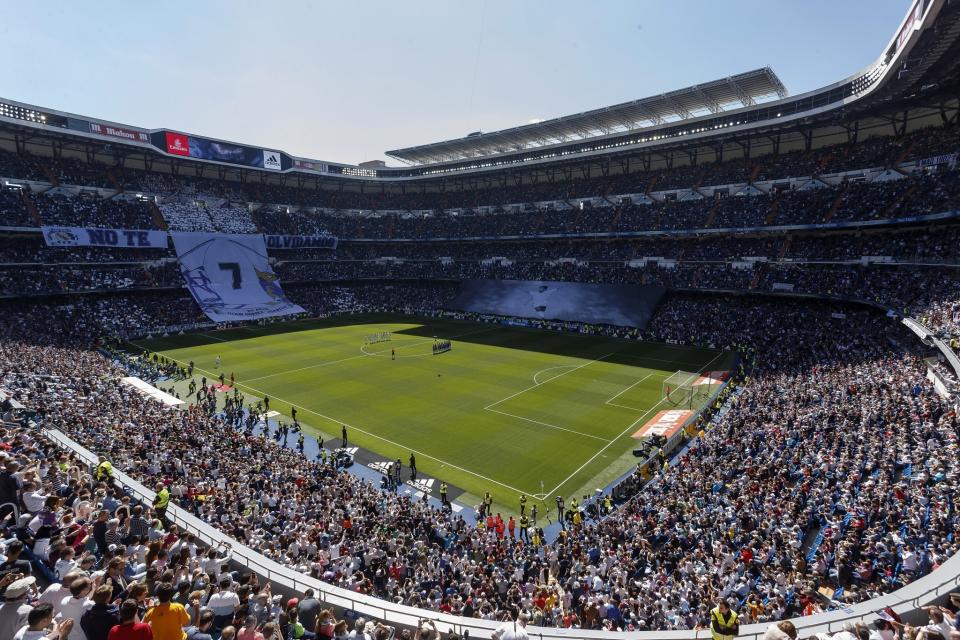 <p>The Santiago Bernabeu looked glorious this weekend. </p>