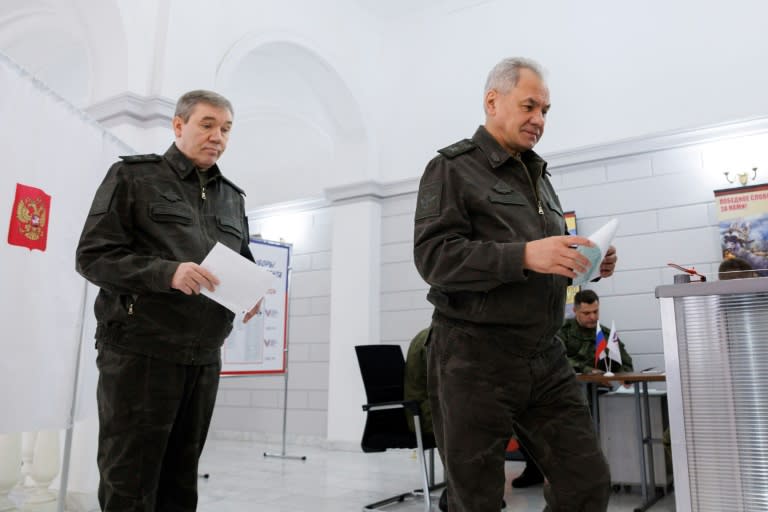 Gerasimov and Shoigu both stand accused of war crimes and crimes against humanity (Vadim Savitsky)