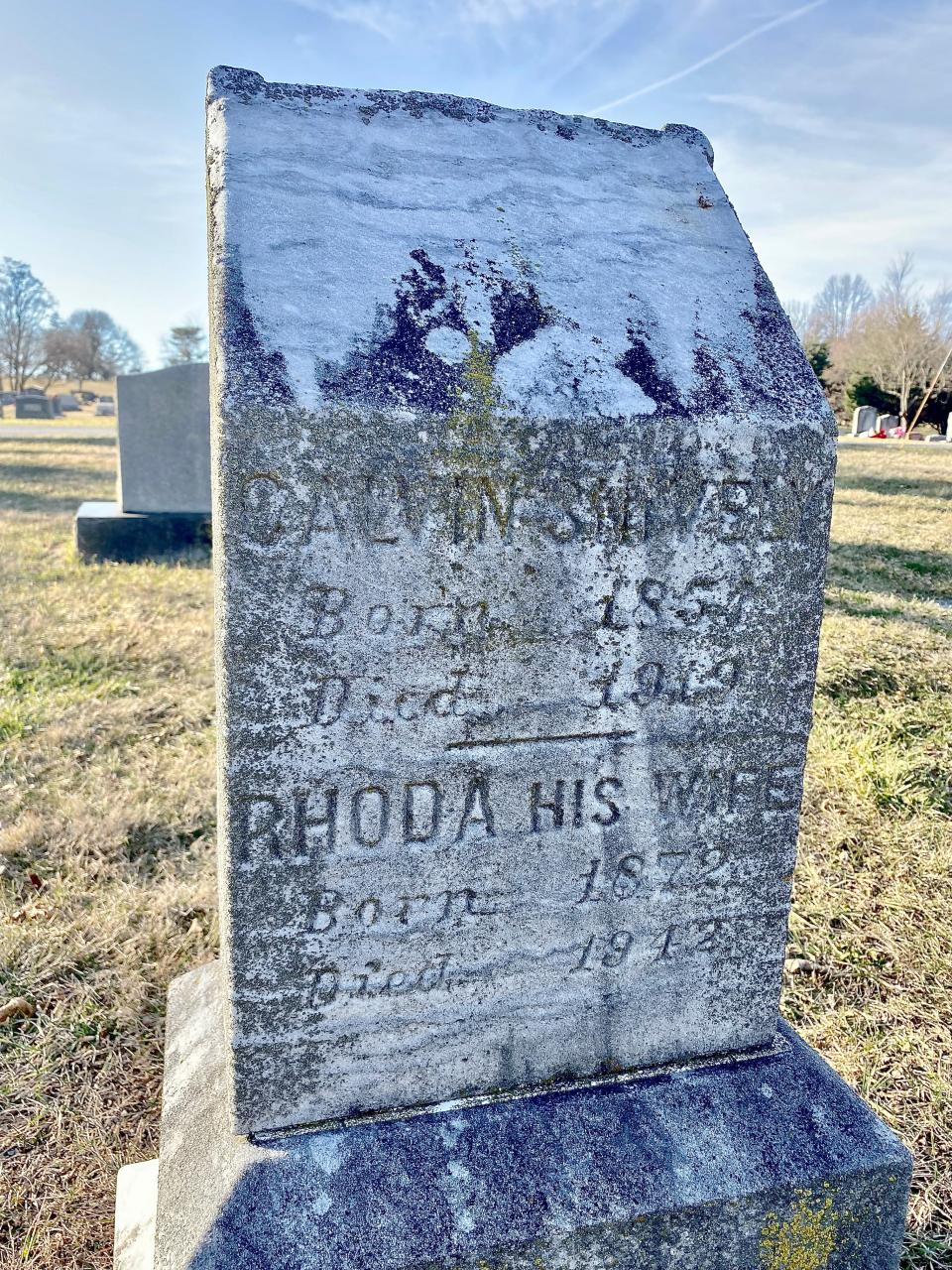 Grave of Rhoda (Clark) Snively (1872-1942) and her husband Calvin Snively (1854-1919) in Rose Hill Cemetery.