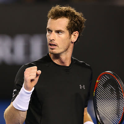 Andy Murray takes the second set to level things at 1-set all.