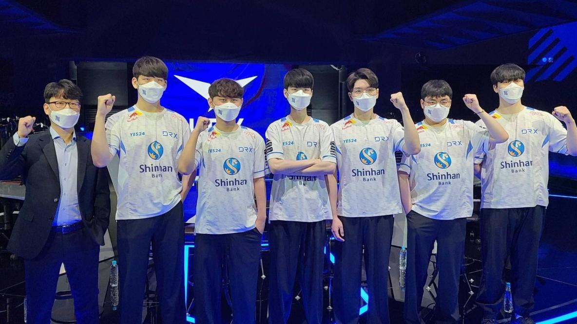 T1 crush Weibo Gaming to earn Faker a fourth title: LoL Worlds