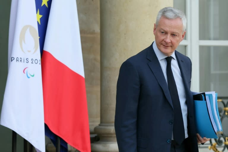 French Finance Minister Bruno Le Maire has expressed his concerns about the "extremely rapid increase in local government expenditure" (Alain JOCARD)