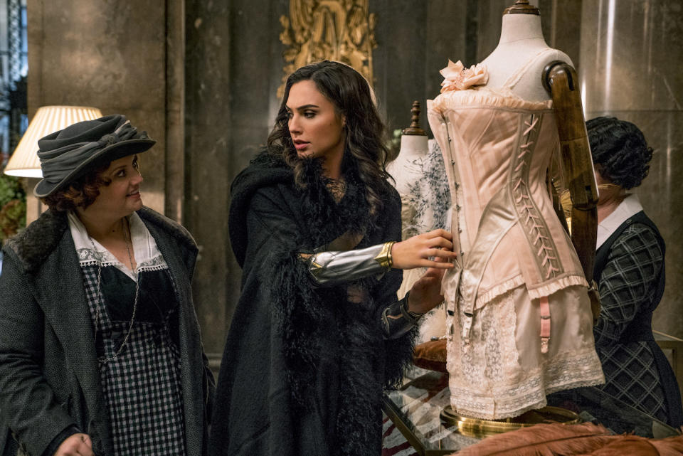 Lucy Davis as Etta Candy and Gal Gadot as Diana in 'Wonder Woman' (Photo: Warner Bros.)