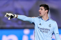 Lo de Thibaut Courtois también se puede considerar un chollo. El Madrid pagó 35 <em>kilos</em> al Chelsea por su fichaje en el verano de 2018 cuando el guardameta estaba valorado en 65 millones de euros. Su rendimiento fue inmediato y el belga resultó clave en la consecución de La Liga la temporada pasada. (Foto: Diego Souto / Quality Sport Images / Getty Images).