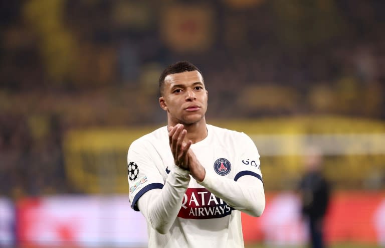 <a class="link " href="https://sports.yahoo.com/soccer/players/3893765" data-i13n="sec:content-canvas;subsec:anchor_text;elm:context_link" data-ylk="slk:Kylian Mbappe;sec:content-canvas;subsec:anchor_text;elm:context_link;itc:0">Kylian Mbappe</a> and Paris Saint-Germain will continue their Champions League campaign in the new year (FRANCK FIFE)