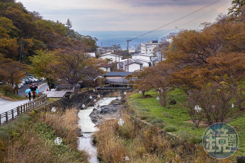 鹿之湯位於寧靜的那須町。