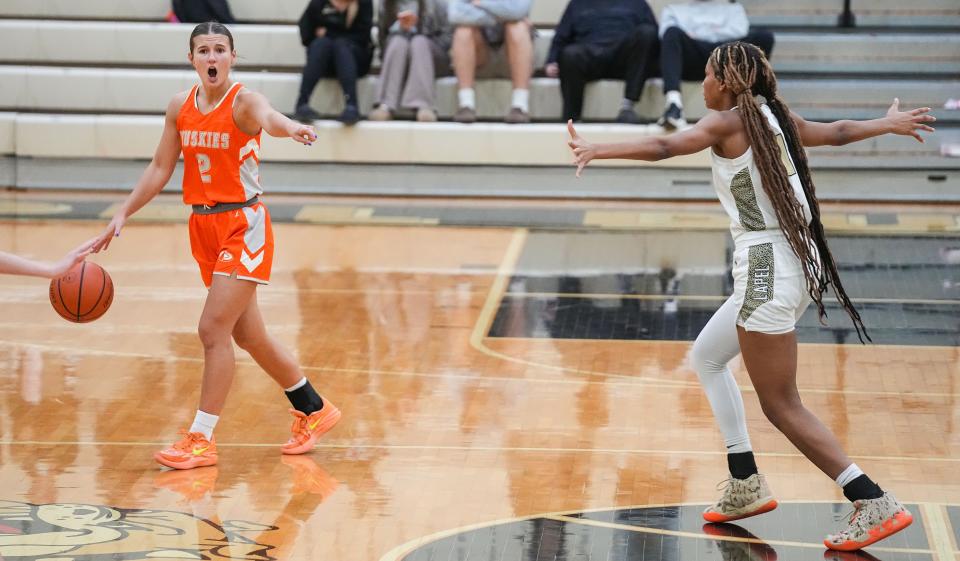 Hamilton Heights Huskies Ella Hickok (2) yells to teammates on Tuesday, Dec. 19, 2023, during the game at Lapel High School in Lapel. The Hamilton Heights Huskies defeated the Lapel Bulldogs, 53-41.