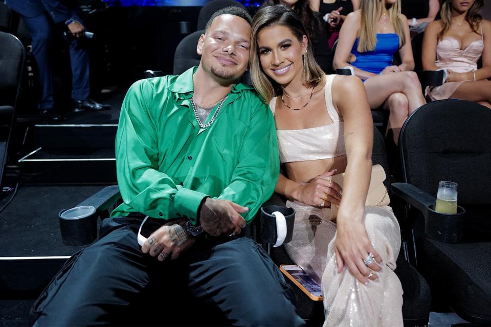 Kane Brown and Katelyn Jae Brown attend the 2022 MTV VMAs at Prudential Center on August 28, 2022 in Newark, New Jersey.