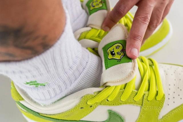 Here's What Nike SB's 4/20 Dunk Low Looks Like On Foot