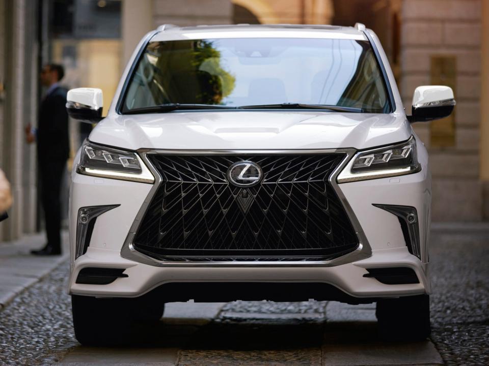 2020 Lexus LX 570