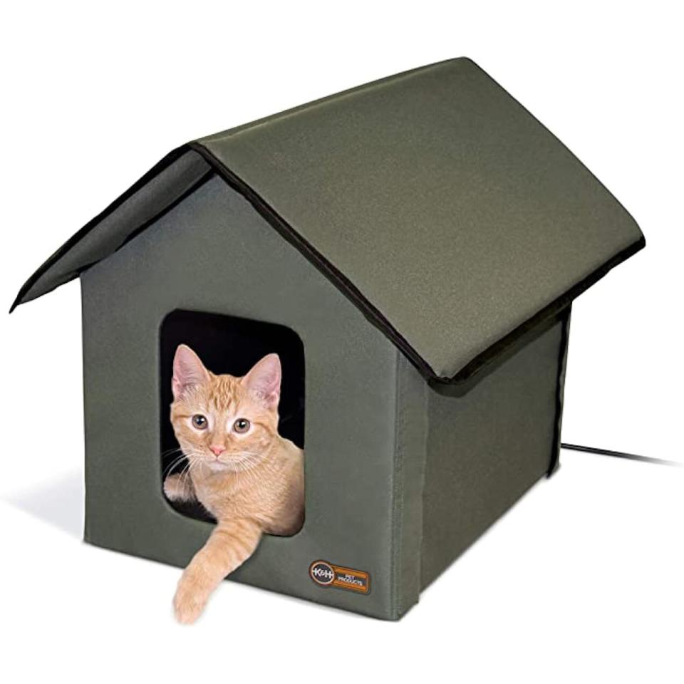 K&H Outdoor Heated Kitty Cat House