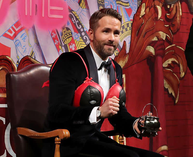 Ryan Reynolds ist der diesjährige Preisträger des Hasty Pudding Man of the Year Awards. (Bild: Matthew J. Lee/The Boston Globe via Getty Images)