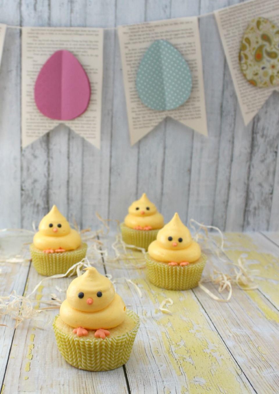 Easter Chick Cupcakes