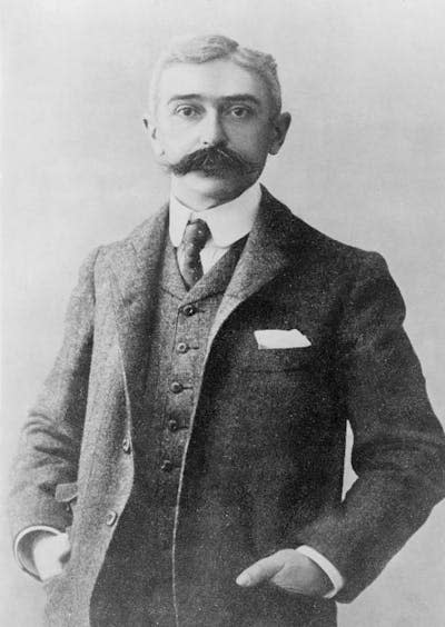 Pierre de Coubertin. <a href="https://es.wikipedia.org/wiki/Archivo:Baron_Pierre_de_Coubertin.jpg" rel="nofollow noopener" target="_blank" data-ylk="slk:Bain News Service/Wikimedia commons;elm:context_link;itc:0;sec:content-canvas" class="link ">Bain News Service/Wikimedia commons</a>