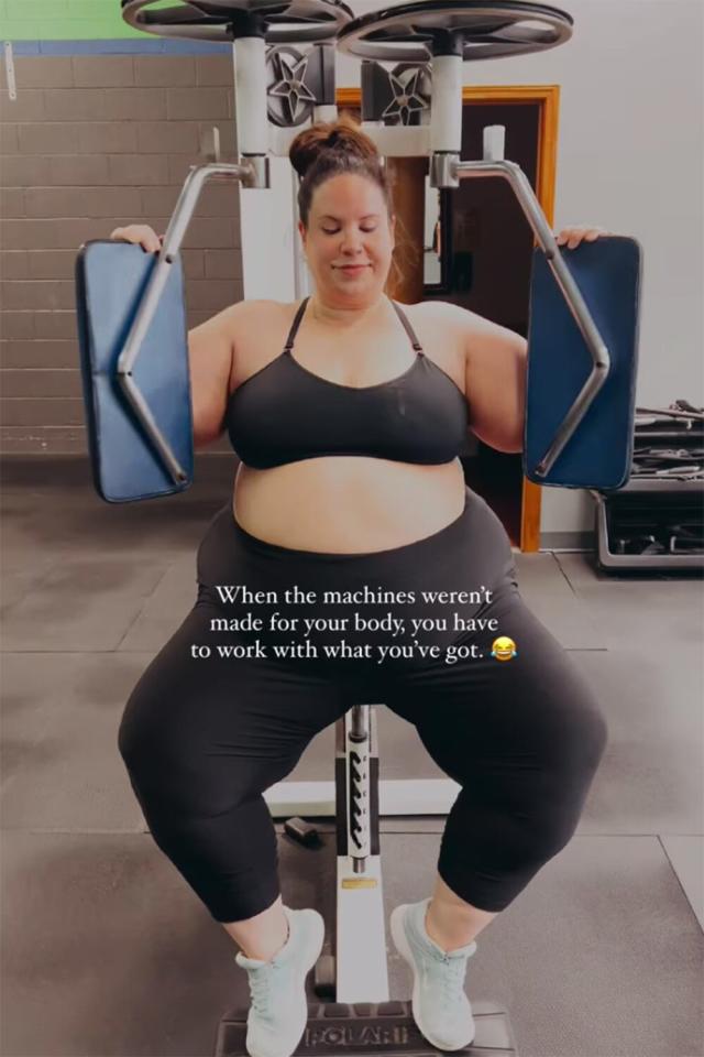 Fat Nude Beach Tumblr - Whitney Way Thore Powers Through Her Workout Even 'When the Machines  Weren't Made for Your Body'