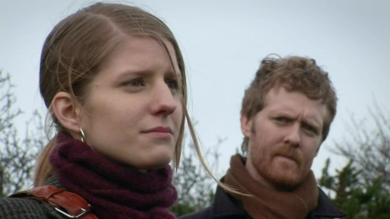  Markéta Irglová and Glen Hansard in Once. 