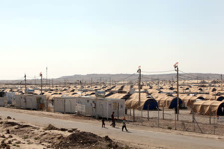 FILE PHOTO: A general view of Hammam Al-Alil camp is seen south of Mosul, Iraq, September 9, 2017. REUTERS/Azad Lashkari/File Photo