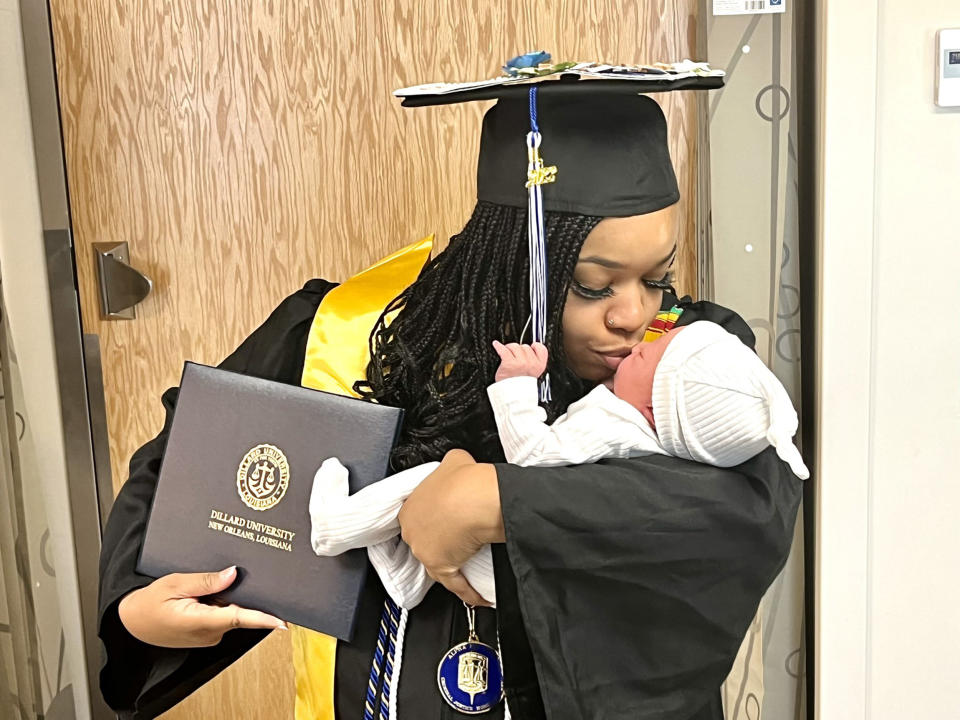 Jada Sayles graduated Dillard University on the same day she became a mom to baby Easton. (HipHopPrez / Twitter)