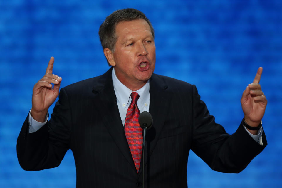 <a href="http://www.cincinnati.com/story/news/2015/02/03/mcconnell-polio-survivor-favors-vaccinations/22815671/" target="_blank">According to a spokesperson</a> for Ohio Gov. John Kasich (R), the governor "supports vaccinations."