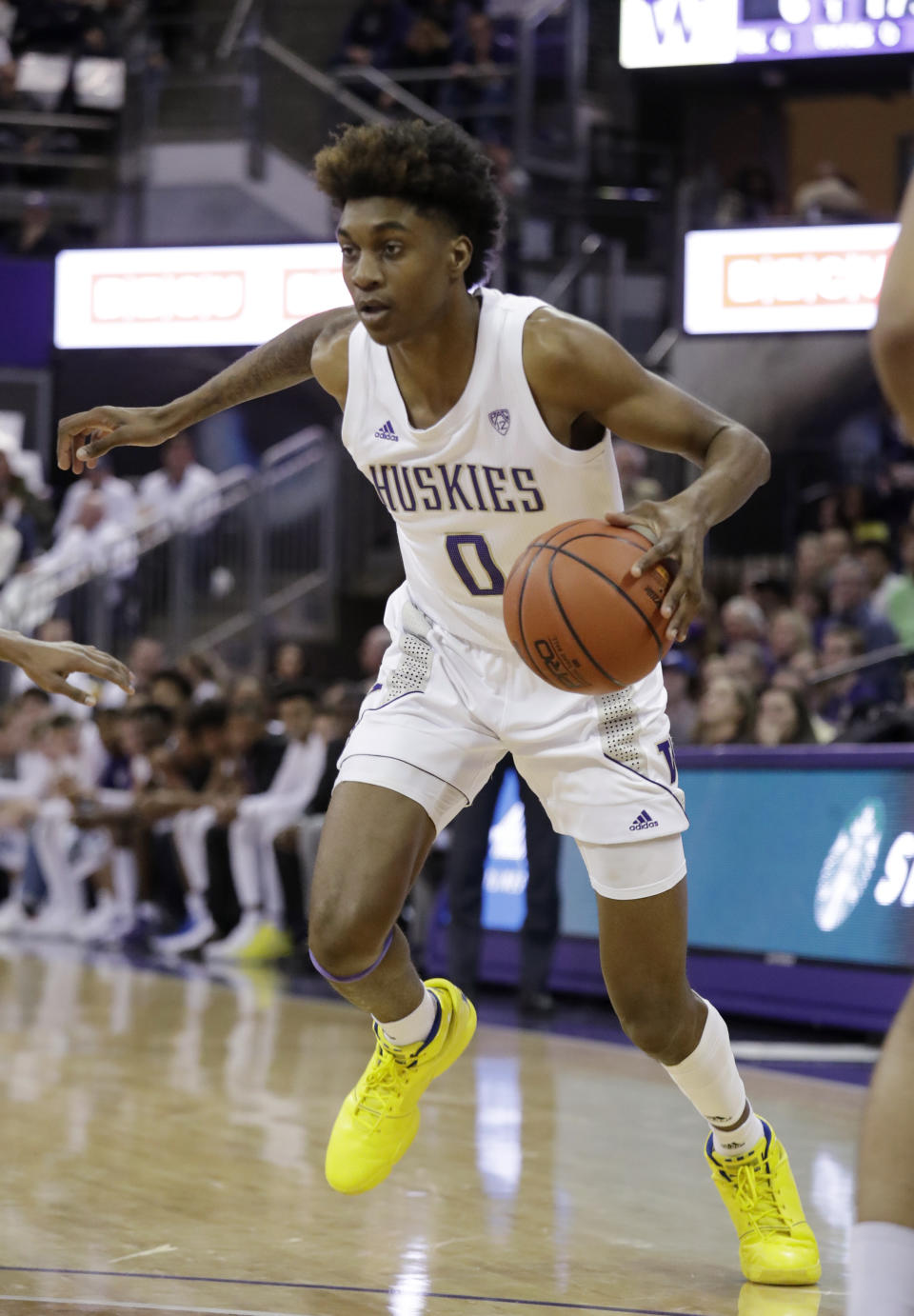 Washington's Jaden McDaniels drives against Washington State during the first half of an NCAA college basketball game Friday, Feb. 28, 2020, in Seattle. (AP Photo/Elaine Thompson)