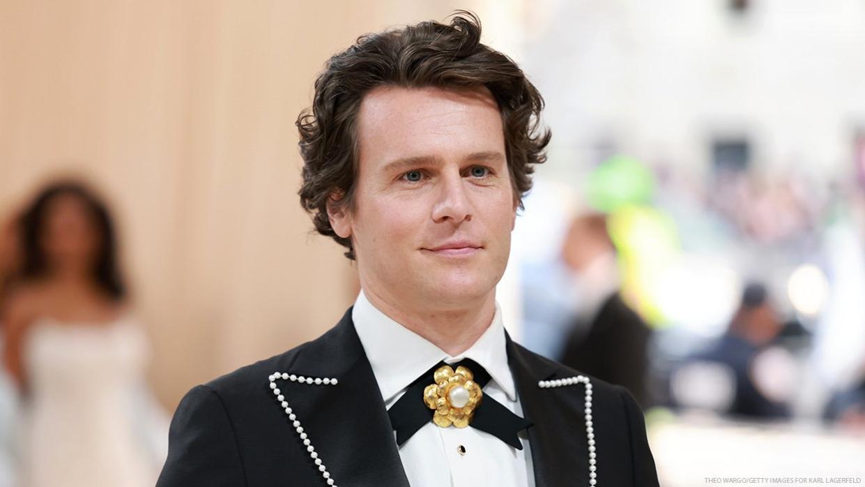 jonathan groff