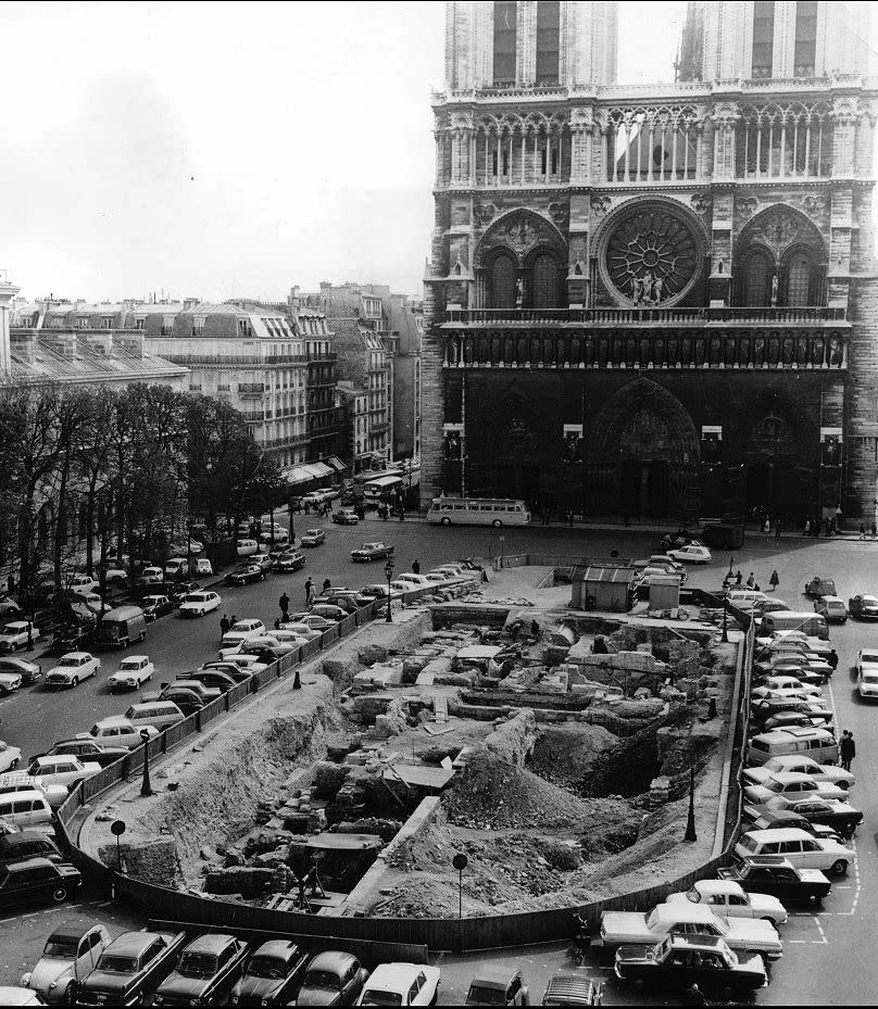 The archeological crypt of Ile de la Cité was excavated from 1965 to 1972, after its discovery during the construction of a car park.