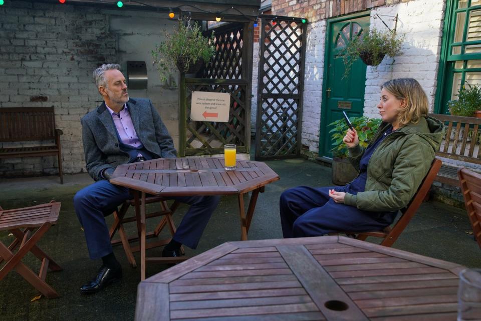 Friday, January 22: Ray and Abi discuss a possible deal