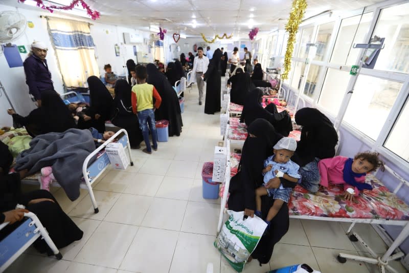 Children recuperate from dengue fever at a hospital in Hodeidah