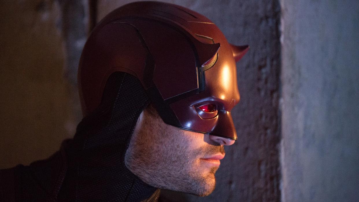  Charlie Cox in Daredevil. 