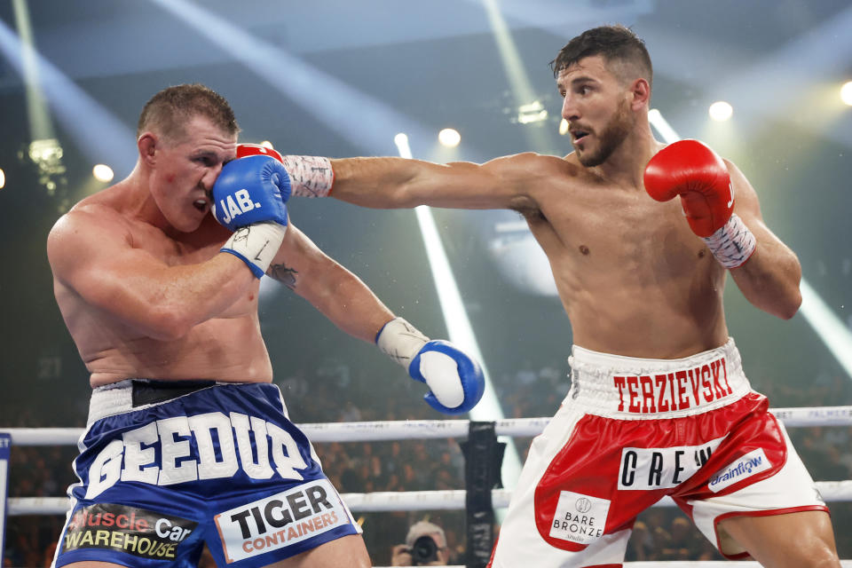 Kris Terzievski and Paul Gallen, pictured here during their Australasian Heavyweight Title bout.