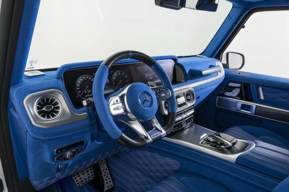 （圖片來源：https://www.autoguide.com/auto-news/2018/09/nothing-blue-g63-amg-interior.html）