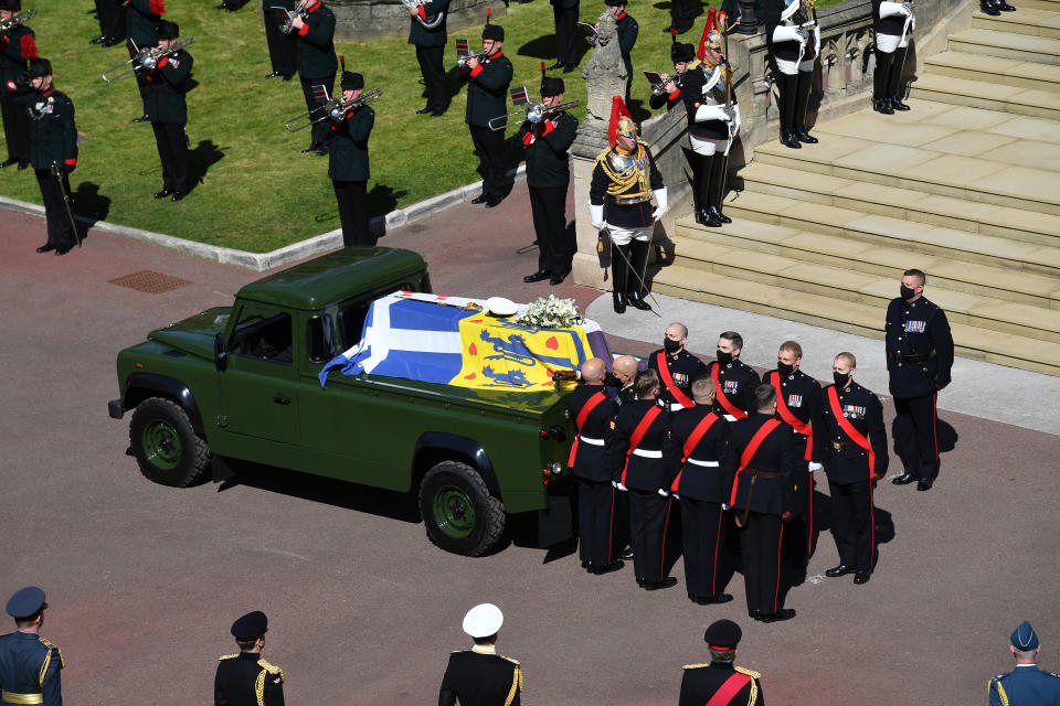 Diesen Landrover hatte Prinz Philip zu seinen Lebzeiten noch selbst mit entworfen (Bild: AFP)