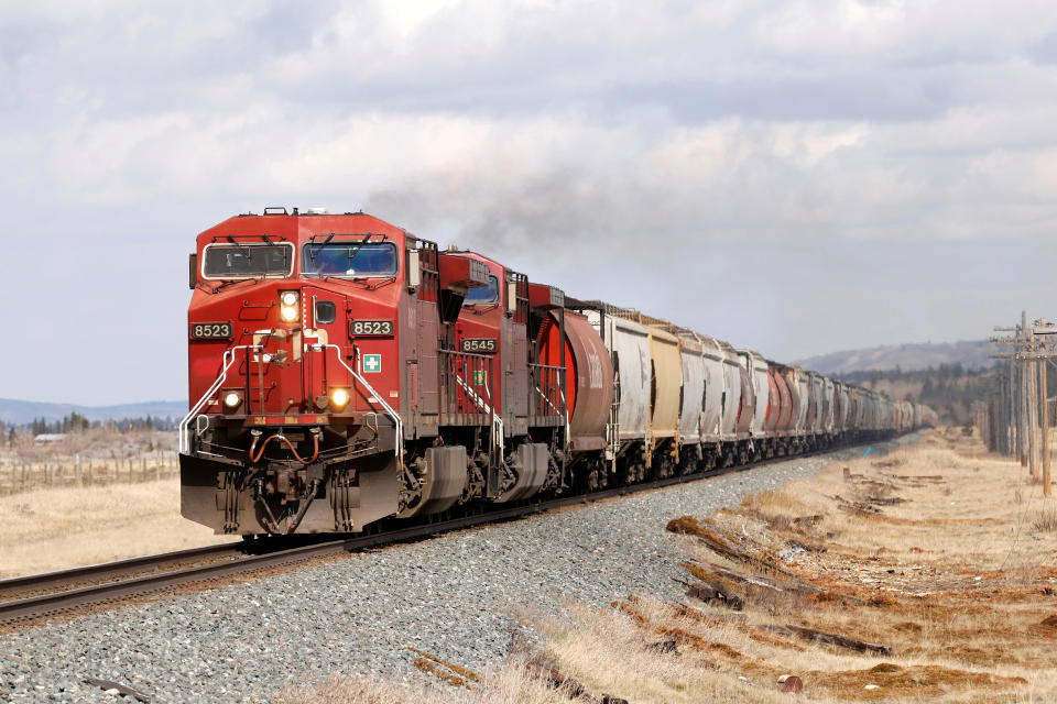 CP Rail says diesel locomotives converted to hydrogen power could one day power the majority of trains used in North America. (REUTERS/Todd Korol)