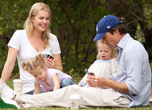 Rebecca with husband Jerry O'Connell and twins Dolly and Charlie. (Splash News)