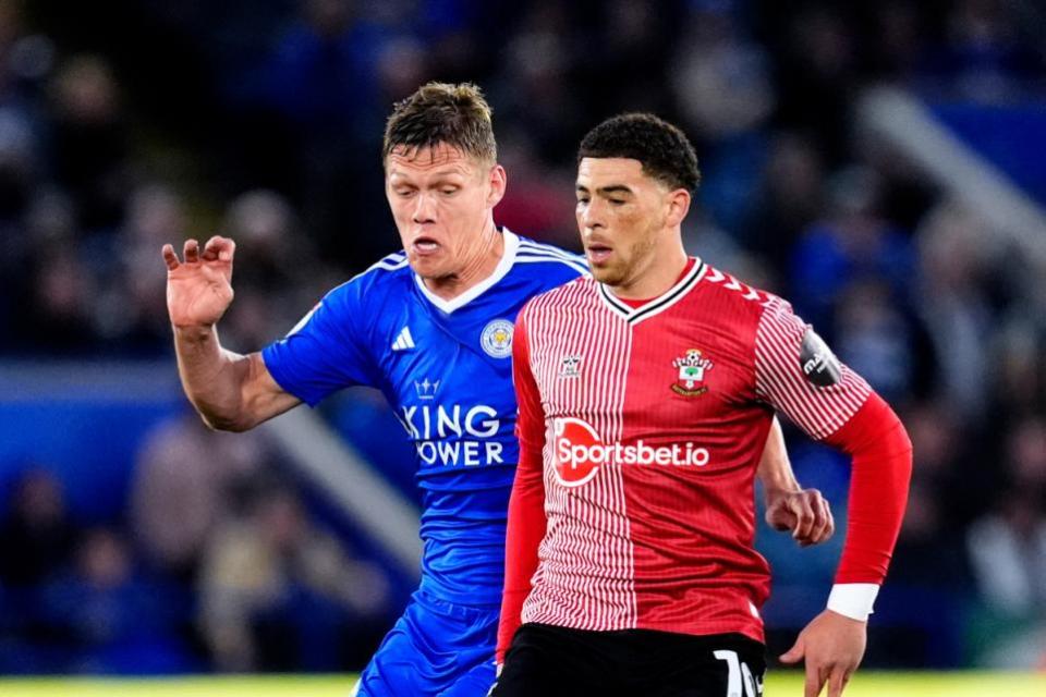 Daily Echo: Che Adams was singled out for praise by Russell Martin at Leicester City