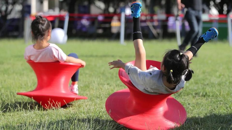 Niños jugando