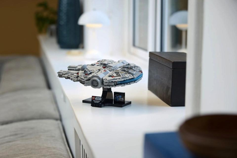 lego millennium falcon