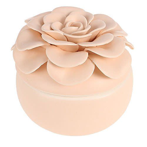 Illume Ceramic Flower Soy Candle